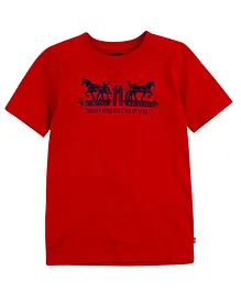 Levi's® Two Horse Pull Logo Print Half Sleeves Tee - Red