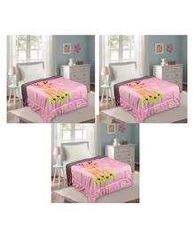 Quick Dry Fluffie Kids Comforters Baby Sika Print - Pink  (Pack of 3)