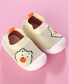 Pink and White AkinosKIDS Pink White Baby Girl cotton Shoe Socks