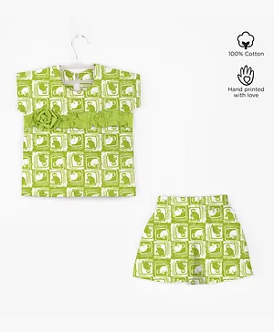 Story Tailor Short Sleeves Flower Gathered Animal Printed Top & Shorts Set - Green