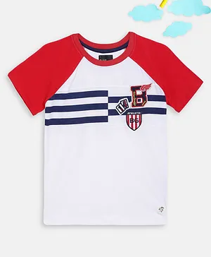 Blue Giraffe Half Sleeves Printed Tee - White