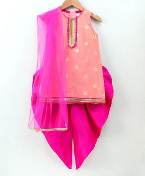 Saka Designs Sleeveless Kurta & Patiala Salwar with Dupatta Glitter Dot Print - Peach