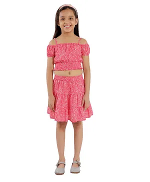 Kids Cave Short Sleeves Off Shoulder Polka Dotted Top With Flared Skirt - Pink