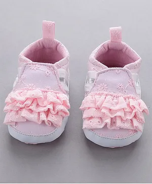 Babyoye Embroidered Booties - Pink