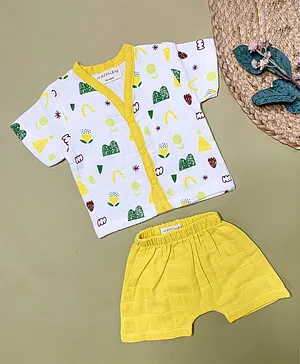 A Toddler Thing Half Sleeves Print Tee With Shorts - Yellow