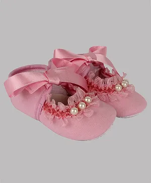 Daizy Lace Detailing Pearl Embellished Booties - Baby Pink