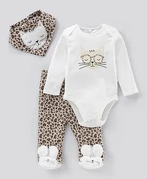 Lily and Jack Full Sleeves Onesie and Lounge Pant With Bib - White