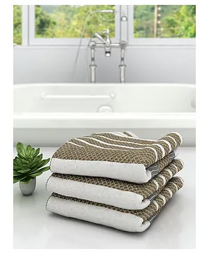 Athom Living 100% Premium Cotton Bath Towel Diamond Flower Print Pack Of 3 - Grey