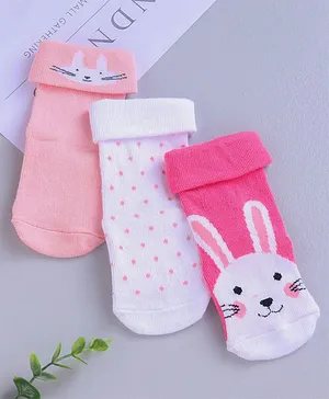 Cute Walk by Babyhug Ankle Length Anti Bacterial Socks Printed Pack of 3- White Pink