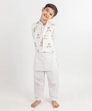 MR.BRAT Full Sleeves Ethnic Kurta With Birds Print Jacket & Pajama - White