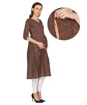 Mum's Caress Three Fourth Sleeves Floral Motif Print Maternity Feeding Kurti - Maroon