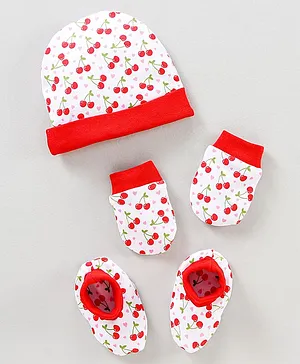 Babyhug 100% Cotton Cap Mittens & Booties Set Red - Diameter 11 cm