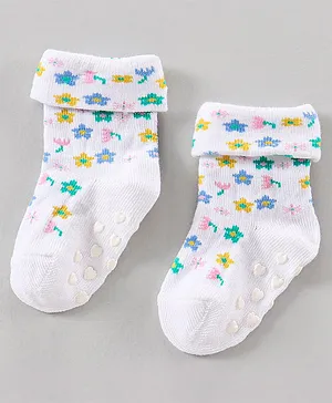 Bonjour Ankle Length Cotton Blend Floral Design Socks (Color May Vary)