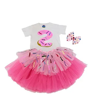 TINY MINY MEE Half Sleeves Donut 2 Text Print Tee With Layered Tutu Style Glitter Applique Skirt And Bow Applique Headband - Pink