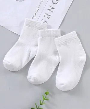 Cute Walk by Babyhug Ankle Length Antibacterial Cotton Socks Pack Of 3 - White