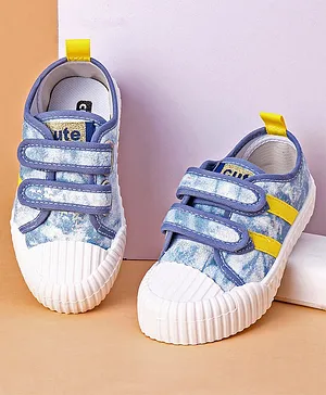 Cute Walk by Babyhug Casual Shoes - Blue