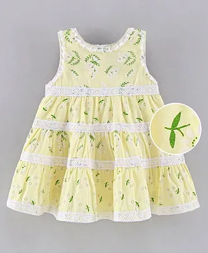 Yellow Duck Sleeveless A Line Frock with Crochet and Flowers Print - Light Yellow