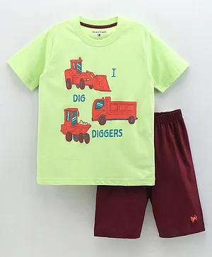Stupid Cupid Half Sleeves Diggers Print T Shirt With Solid Shorts - Green