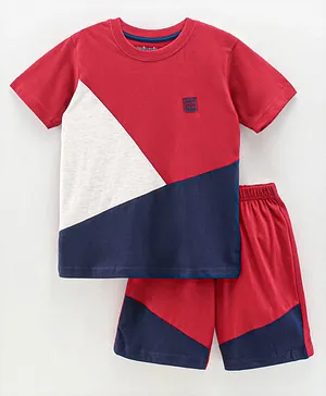 Stupid Cupid Half Sleeves Color Blocked T Shirt With Shorts - Red
