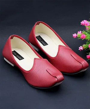 Little Palz Soild Ethnic Mojaris - Red