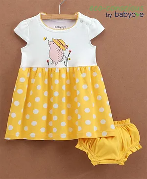 Babyoye Cotton Cap Sleeves Polka Dot Frock With Bloomer Hedgehog Print - White Light Yellow