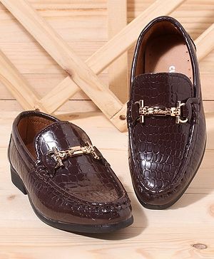 Cute Walk by Babyhug Slip On Formal Shoes Croc Skin Design with Chain Link - Coffee Brown