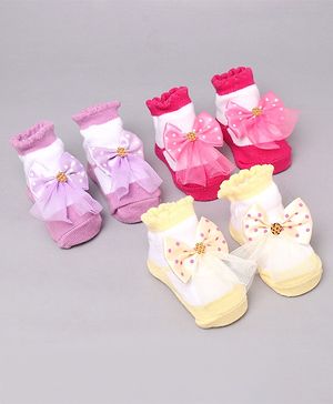 Cute Walk by Babyhug Sock Shoes (Color & Design May vary)