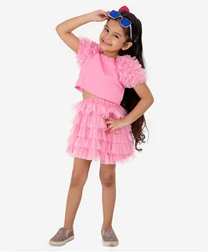KIDSDEW Half Sleeves Ruffle Sleeve & Skirt Detailing Top & Skirt Set  - Pink
