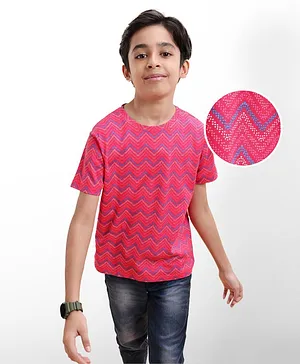 Earthy Touch Knit Half Sleeves T-Shirt Chevron Print - Red