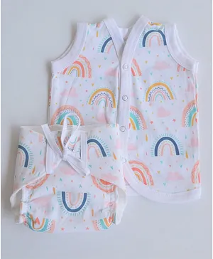 Yellow Doodle 100% Organic Cotton Sleeveless Vest And Cloth Nappy Look for Rainbows Babywear Set Small - Peach