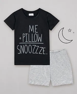 Sheer Love Half Sleeves Me+Pillow Printed Night Suit - Black & White