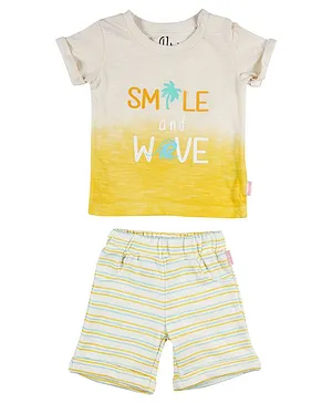 GJ BABY Half Sleeves Top With Shorts Text Print - Multicolor