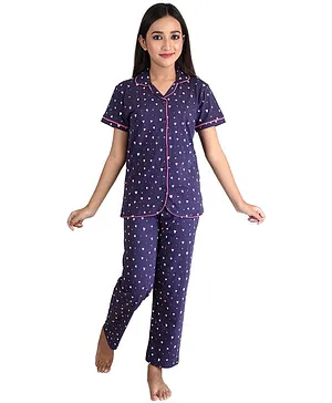 Clothe Funn Half Sleeves All Over Heart Printed Night Suit - Navy Blue