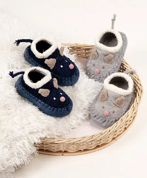 Kicks & Crawl Pack Of 2 Pairs Anti Skid Ribbed Mouse Design Booties - Navy Blue & Grey