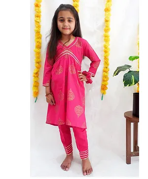 Skosh Anarkali Flared Full Sleeves Motif Print Kurti With Salwar & Scrunchie - Pink