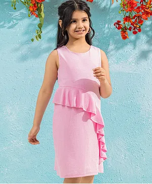 Hola Bonita Sleeveless Dress With a Ruffle Detail - Pink