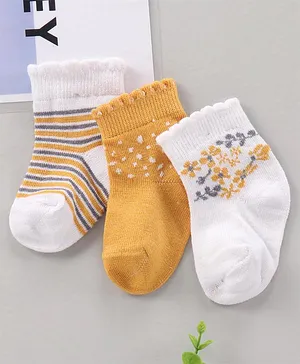 Cute Walk by Babyhug Cotton Knit Regular Length Antibacterial Socks Design Pack Of 3 - Multicolour