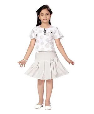 Aarika Half Sleeves Checks Print Top & Skirt Set - Fawn & White