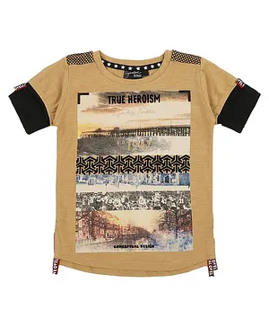 Actuel Half Sleeves True Heroism Print Tee - Brown