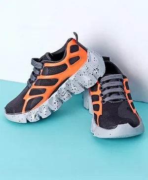 Hoppipola Casual Shoes With Contrast Accents - Orange
