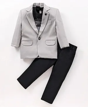 Dapper Dudes Full Sleeves Solid Blazer With Half Sleeves Berlin Print Tee And Bottom - Grey