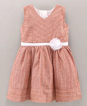 Rassha Sleeveless Striped & Flower Applique Pleated Dress - Peach