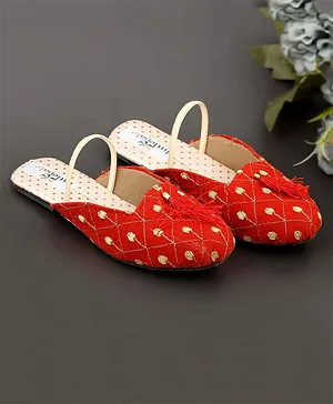 Little Palz Embroidered Mojaris - Red