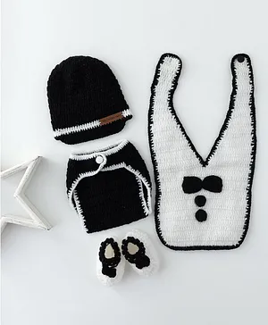The Original Knit Handmade Cap With Bloomer & Booties With Bib - Black & White