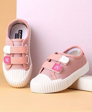 Cute Walk by Babyhug Velcro Closure Casual Shoes Solid- Pink