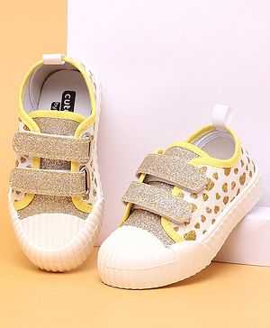 Cute Walk by Babyhug Casual Shoes Heart Print- Yellow