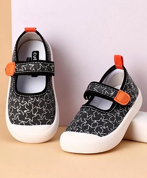 Cute Walk by Babyhug Casual Shoes - Black