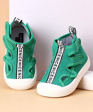 Cute Walk by Babyhug Casual Shoes with Velcro - Green