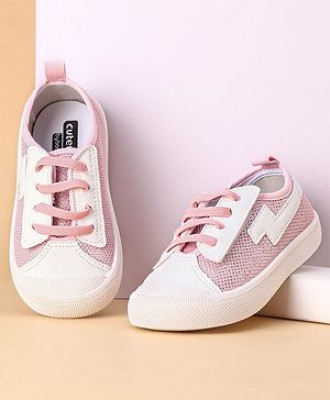 Cute Walk by Babyhug Casual Shoes Solid- Pink