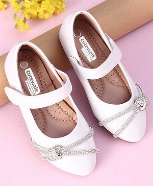 Cute Walk by Babyhug Embellished Sandals- White